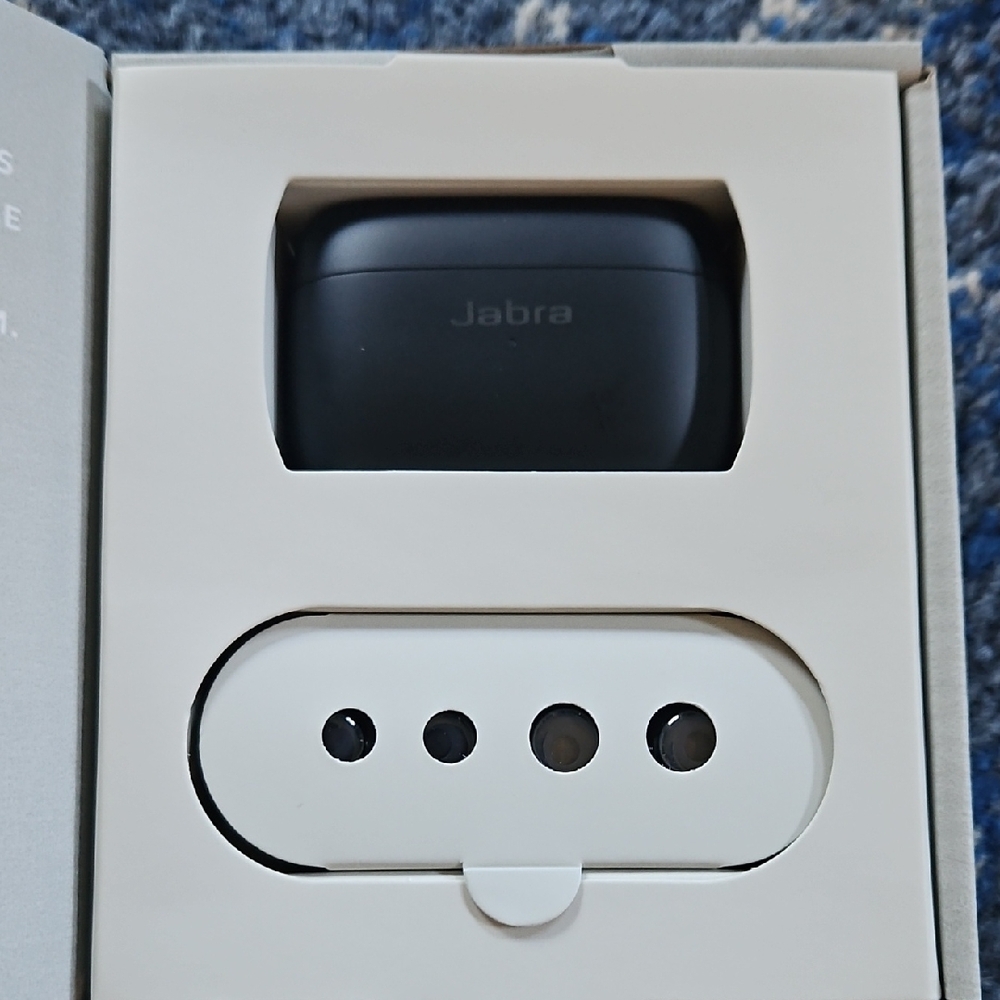 Jabra Black Earbud Headphones- Never used!